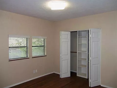 106 E Symmes St, Norman, OK 73069 photo 10