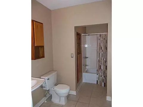 106 E Symmes St, Norman, OK 73069 photo 11