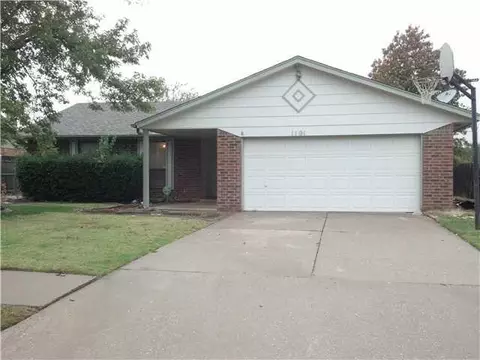 1101 Spruce St, Moore, OK 73160 photo 1