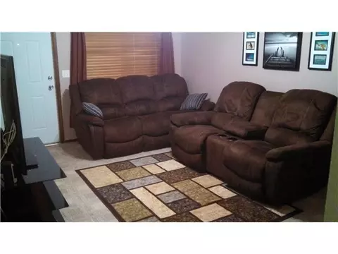 833 Gale, Moore, OK 73160 photo 2