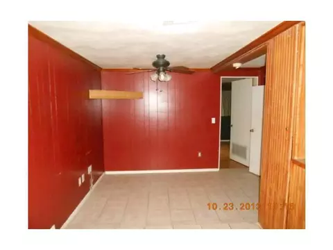 21740 Eighth St, Hinton, OK 73047 photo 5