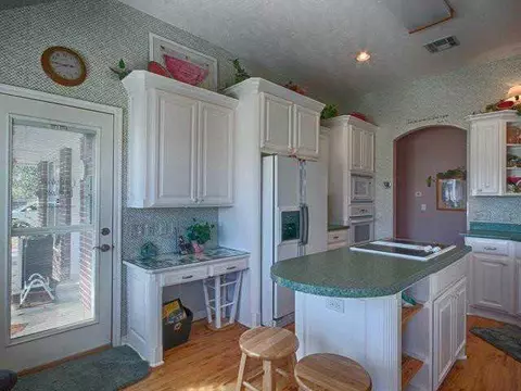 4104 Frontier Ln, Tuttle, OK 73089 photo 9