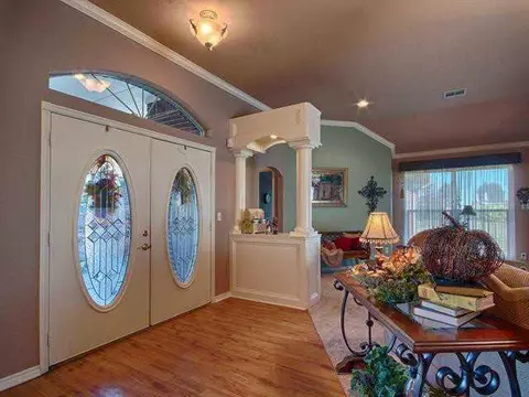 4104 Frontier Ln, Tuttle, OK 73089 photo 3