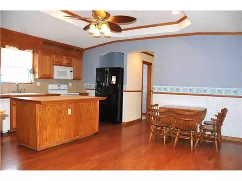 6005 E Memorial Rd, Edmond, OK 73013 photo 4