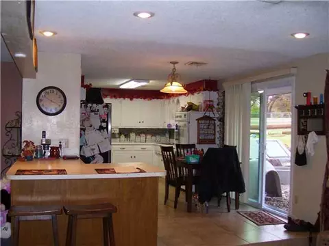 302 Brookside Dr, Guthrie, OK 73044 photo 4