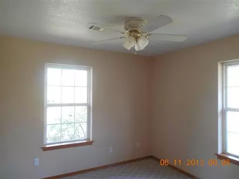 29411 Memorial Rd, Mcloud, OK 74851 photo 8