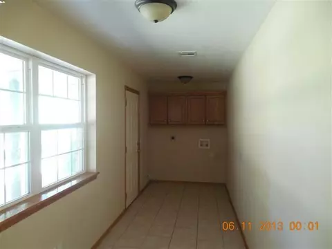 29411 Memorial Rd, Mcloud, OK 74851 photo 6