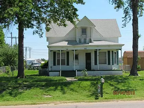 716 W Broadway, Mcloud, OK 74851 photo 1