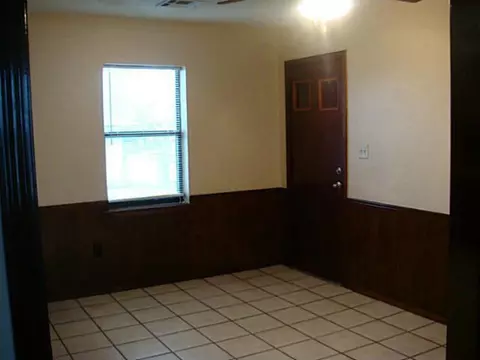 1660 2nd St, Norman, OK 73071 photo 6