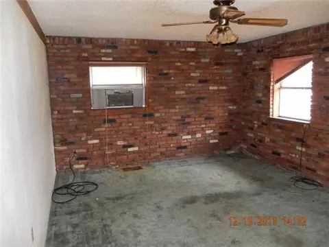 2113 E Fox Ln, Newcastle, OK 73065 photo 10