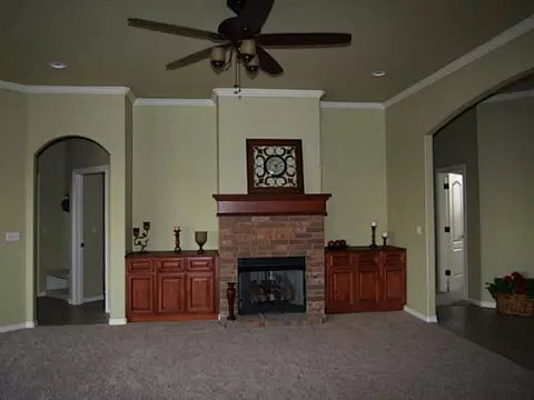 282 Kusek Cir, Harrah, OK 73045 photo 4