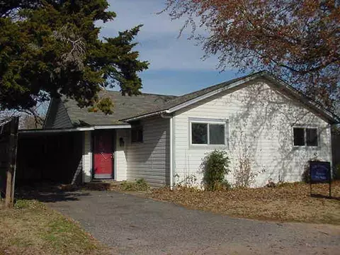 205 W Holly, Tuttle, OK 73089 photo 1