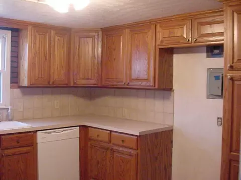205 W Holly, Tuttle, OK 73089 photo 2
