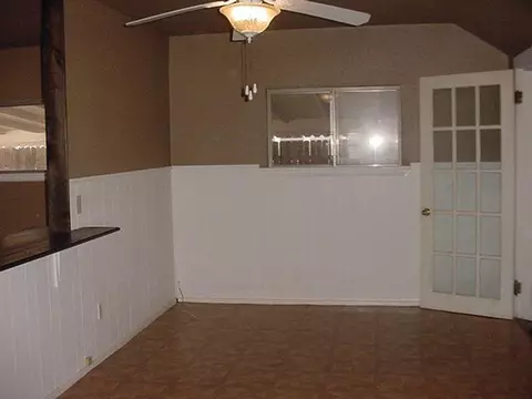 205 W Holly, Tuttle, OK 73089 photo 4