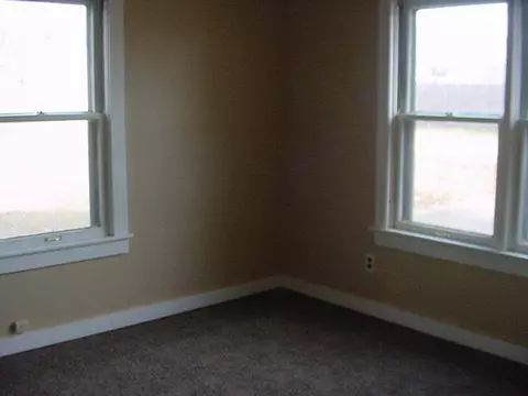 205 W Holly, Tuttle, OK 73089 photo 9