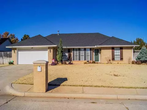 129 E Mesa Verde St, Yukon, OK 73099 photo 1