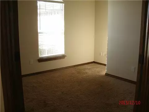 708 Arrowhead Dr, Tuttle, OK 73089 photo 9