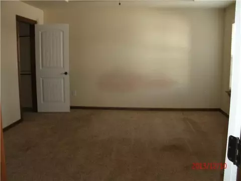 708 Arrowhead Dr, Tuttle, OK 73089 photo 5