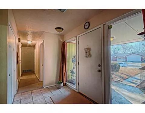 3004 N Thompkins Ave, Bethany, OK 73008 photo 3