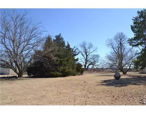 3 Rustic Oak Dr, Shawnee, OK 74804 photo 3