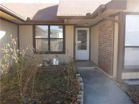 3400 Pathway Cir, Norman, OK 73072 photo 2