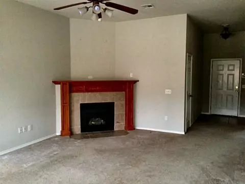 4024 Queens Dr, Moore, OK 73160 photo 6