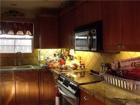 300 E Ayers St, Edmond, OK 73034 photo 6