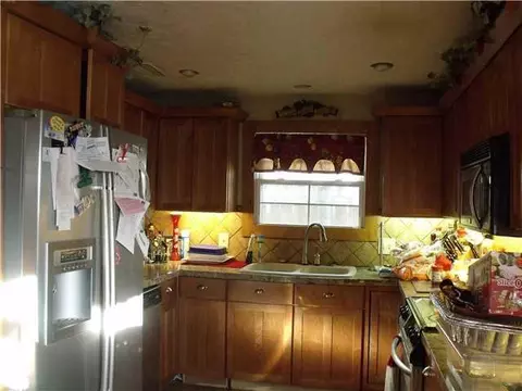 300 E Ayers St, Edmond, OK 73034 photo 5