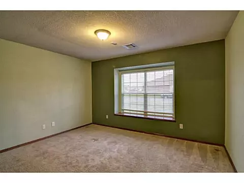 4025 Madison Ave, Moore, OK 73160 photo 5