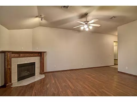 4025 Madison Ave, Moore, OK 73160 photo 11