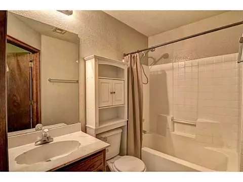 4025 Madison Ave, Moore, OK 73160 photo 9