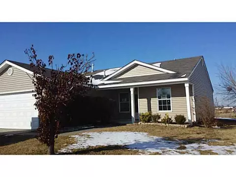 821 Eric Cir, Moore, OK 73160 photo 1
