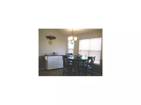 2905 Devonshire Dr, Norman, OK 73071 photo 4