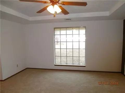 421 Brookside Ter, Moore, OK 73160 photo 10