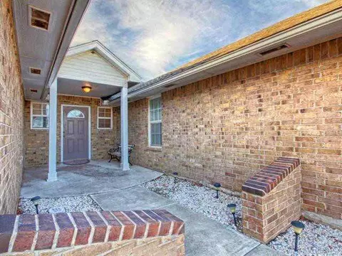 916 County St 2935, Tuttle, OK 73089 photo 2