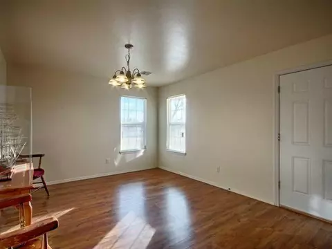 916 County St 2935, Tuttle, OK 73089 photo 7
