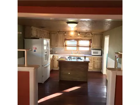 8 W Main St, Tuttle, OK 73089 photo 6