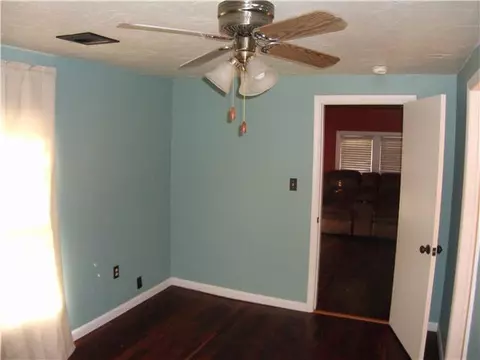 8 W Main St, Tuttle, OK 73089 photo 12