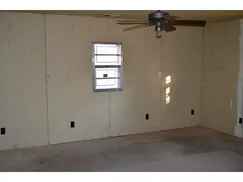 19401 SE 125th St, Mcloud, OK 74851 photo 2