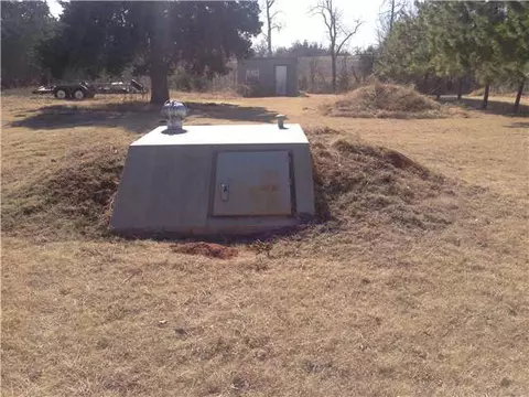 338360 E 1000 Rd, Meeker, OK 74855 photo 2