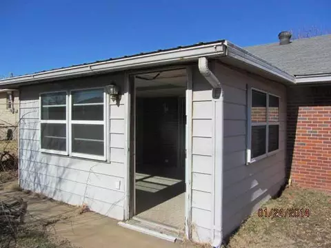 216 E 29th St, Edmond, OK 73013 photo 3
