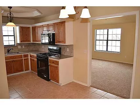 1412 Ridgeway Dr, Moore, OK 73160 photo 14