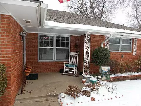 3224 N Eagle Ln, Bethany, OK 73008 photo 2