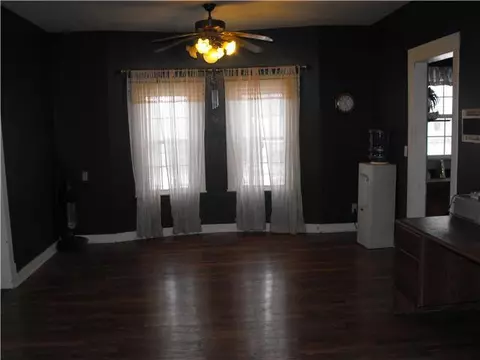 797 NW 3rd St, Minco, OK 73059 photo 8