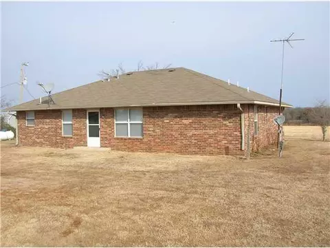 31101 Waco Rd, Mcloud, OK 74851 photo 4