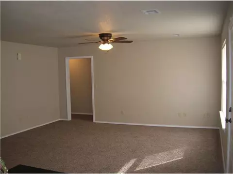 31101 Waco Rd, Mcloud, OK 74851 photo 8