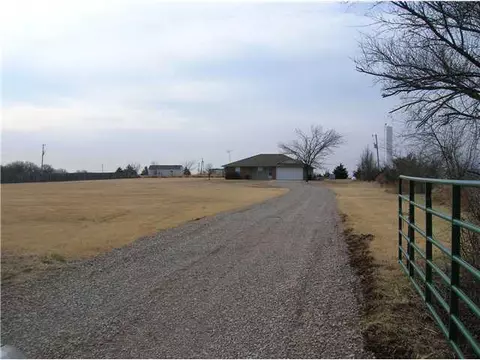 31101 Waco Rd, Mcloud, OK 74851 photo 2