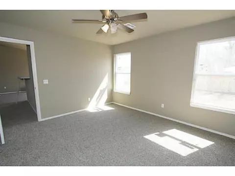 820 Eric Cir, Moore, OK 73160 photo 12
