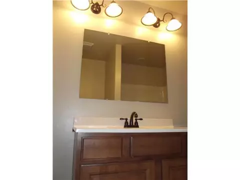 402 E Vilas Ave, Guthrie, OK 73044 photo 17