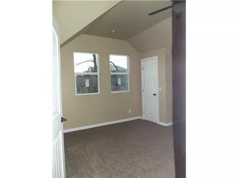 402 E Vilas Ave, Guthrie, OK 73044 photo 13